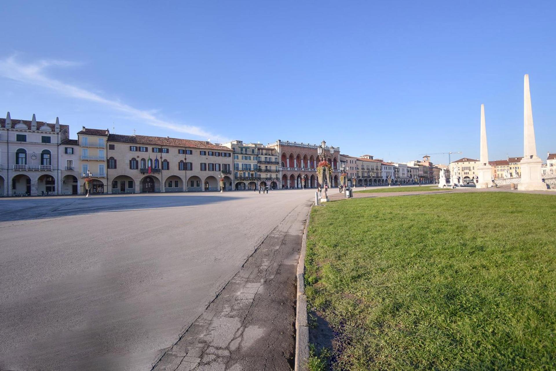 Wonderful Prato Della Valle *