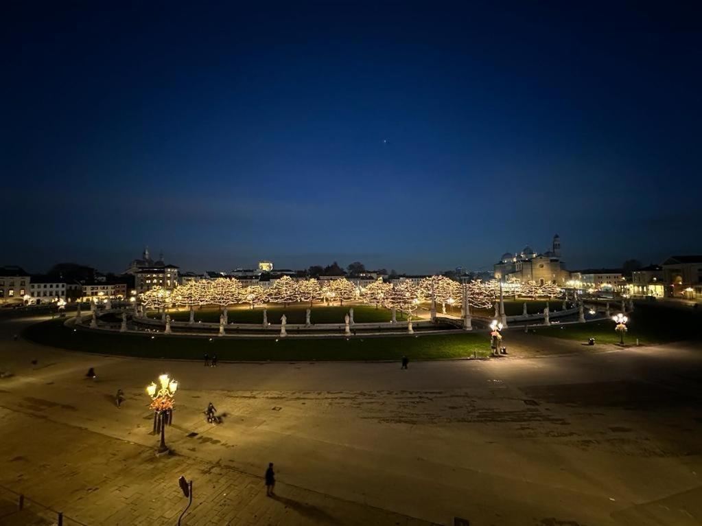 Wonderful Prato Della Valle