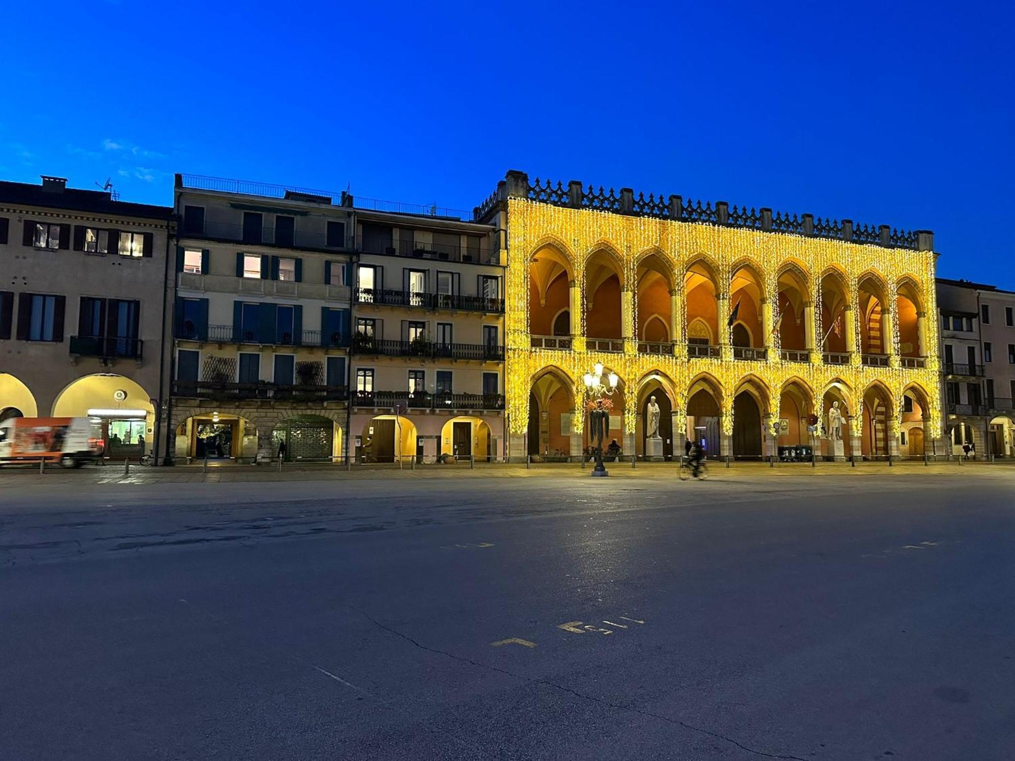 Wonderful Prato Della Valle